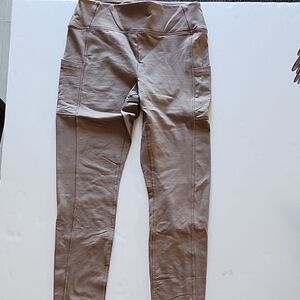 High-Waisted Tan Leggings with Pockets